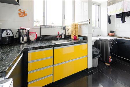 Apartamento à venda com 82m², 3 quartos e 1 vagaCozinha