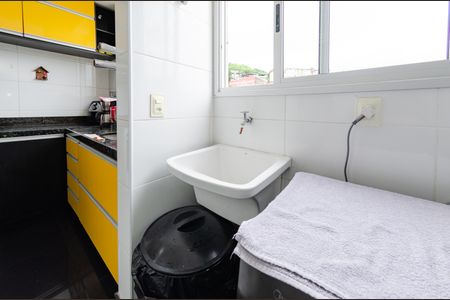 Apartamento à venda com 82m², 3 quartos e 1 vagaÁrea de serviço