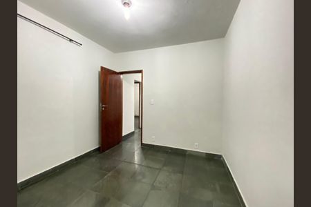 Casa para alugar com 50m², 2 quartos e sem vaga