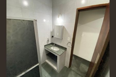 Casa para alugar com 50m², 2 quartos e sem vaga