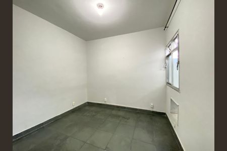 Casa para alugar com 50m², 2 quartos e sem vaga
