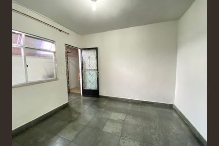 Casa para alugar com 50m², 2 quartos e sem vaga