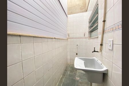 Casa para alugar com 50m², 2 quartos e sem vaga