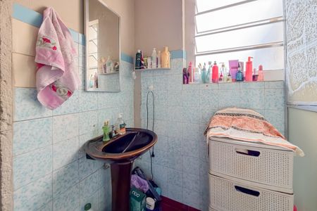 Casa à venda com 150m², 2 quartos e sem vaga Casa à venda com 150m², 2 quartos e sem vagaPiso Inferior - Banheiro