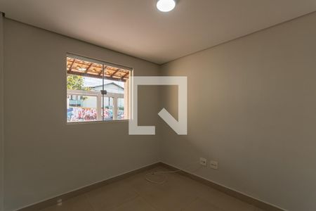Casa para alugar com 4 quartos, 210m² em Alípio de Melo, Belo Horizonte