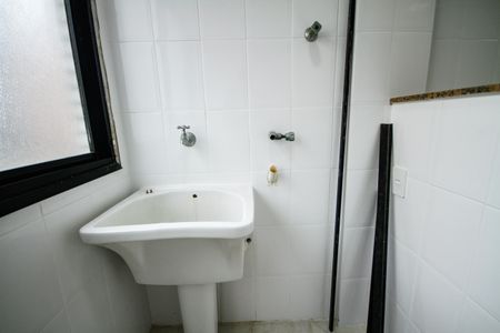 Apartamento para alugar com 57m², 2 quartos e 1 vaga Apartamento para alugar com 57m², 2 quartos e 1 vagaÁrea de Serviço