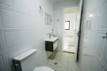 Apartamento para alugar com 57m², 2 quartos e 1 vaga Apartamento para alugar com 57m², 2 quartos e 1 vagaBanheiro