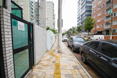 Apartamento para alugar com 57m², 2 quartos e 1 vaga Apartamento para alugar com 57m², 2 quartos e 1 vagaFachada