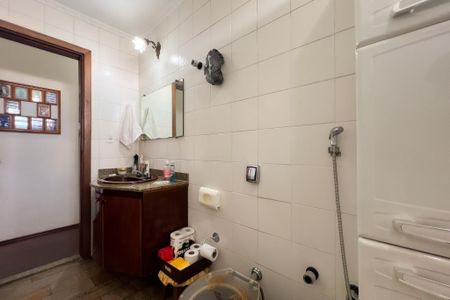 Apartamento para alugar com 290m², 3 quartos e 3 vagasBanheiro 2