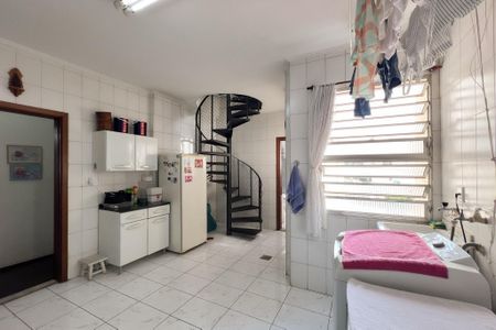 Apartamento para alugar com 290m², 3 quartos e 3 vagasÁrea de Serviço