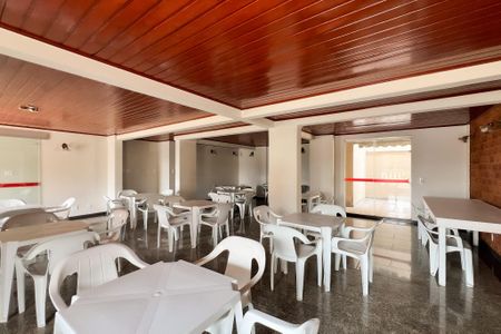 Apartamento para alugar com 290m², 3 quartos e 3 vagasÁrea comum - Salão de festas