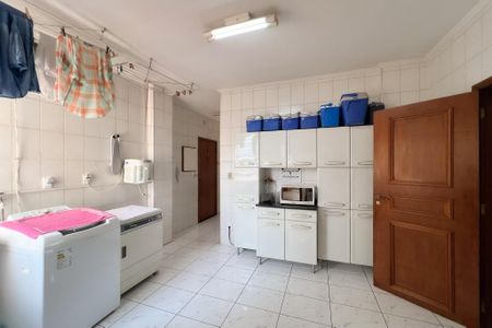 Apartamento para alugar com 290m², 3 quartos e 3 vagasÁrea de Serviço