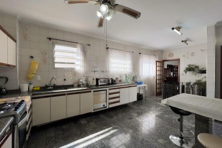 Apartamento para alugar com 290m², 3 quartos e 3 vagasCozinha