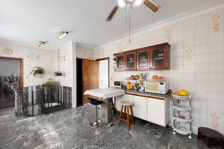 Apartamento para alugar com 290m², 3 quartos e 3 vagasCozinha