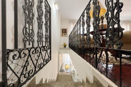 Apartamento para alugar com 290m², 3 quartos e 3 vagasEscada