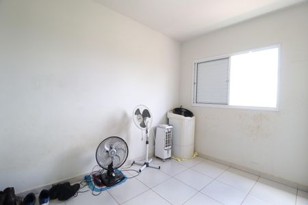 Quarto 1 de apartamento para alugar com 2 quartos, 50m² em Morumbi, Uberlândia