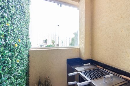 Varanda gourmet de apartamento para alugar com 2 quartos, 44m² em São Pedro, Osasco