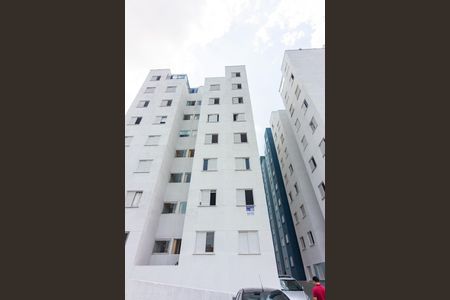 Apartamento para alugar com 44m², 2 quartos e 1 vaga Apartamento para alugar com 44m², 2 quartos e 1 vagaFachada