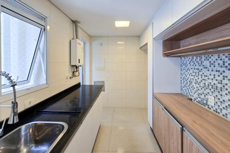 Apartamento para alugar com 123m², 3 quartos e 2 vagas Apartamento para alugar com 123m², 3 quartos e 2 vagasÁrea de Serviço