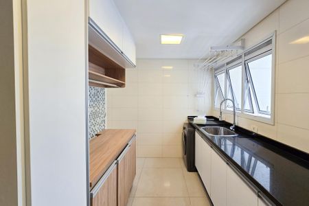 Apartamento para alugar com 123m², 3 quartos e 2 vagas Apartamento para alugar com 123m², 3 quartos e 2 vagasÁrea de Serviço