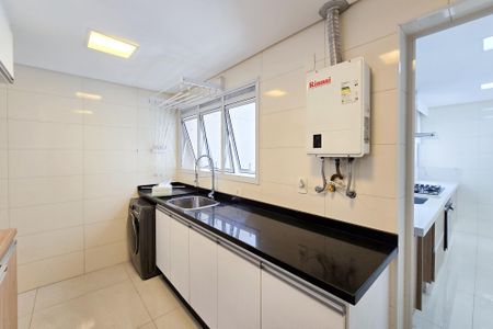 Apartamento para alugar com 123m², 3 quartos e 2 vagas Apartamento para alugar com 123m², 3 quartos e 2 vagasÁrea de Serviço