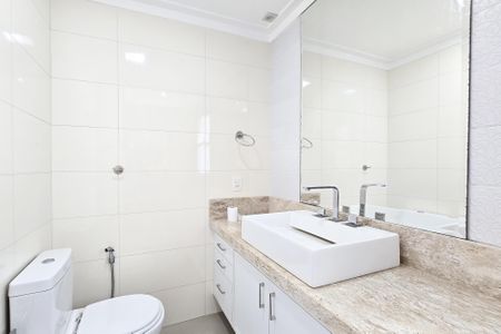 Apartamento para alugar com 123m², 3 quartos e 2 vagas Apartamento para alugar com 123m², 3 quartos e 2 vagasBanheiro - Suíte