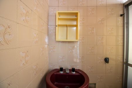 Casa à venda com 320m², 4 quartos e 2 vagasBanheiro quarto 4