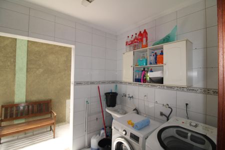 Casa à venda com 216m², 3 quartos e 5 vagasÁrea de Serviço