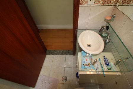 Casa à venda com 216m², 3 quartos e 5 vagasBanheiro