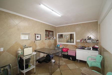 Casa à venda com 216m², 3 quartos e 5 vagasÁrea de Serviço