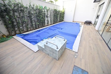 Apartamento para alugar com 2 quartos, 60m² em Vila Rosa, Goiânia