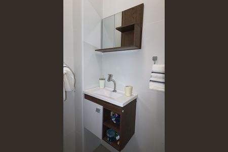 Apartamento para alugar com 136m², 2 quartos e 1 vagaLavabo