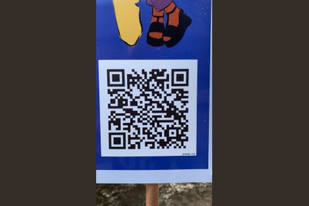 Casa à venda com 250m², 2 quartos e 4 vagas Casa à venda com 250m², 2 quartos e 4 vagasCode