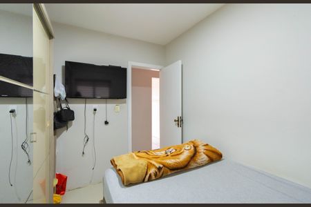 Apartamento à venda com 2 quartos, 43m² em Guajuviras, Canoas