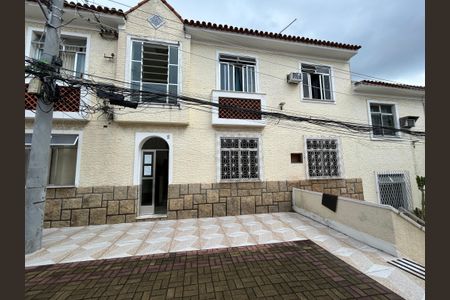 Casa para alugar com 70m², 2 quartos e sem vagaFachada