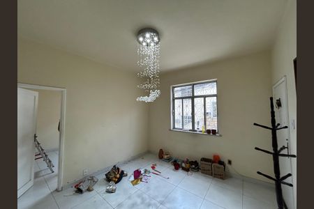 Sala de casa para alugar com 2 quartos, 70m² em Todos Os Santos, Rio de Janeiro