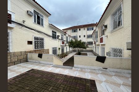Casa para alugar com 70m², 2 quartos e sem vagaÁrea comum