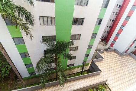 Vista da Sala de apartamento para alugar com 2 quartos, 49m² em Vila Carmosina, São Paulo