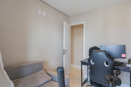 Apartamento para alugar com 104m², 3 quartos e 2 vagasQuarto 2