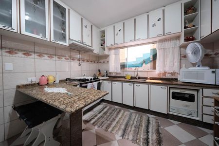 Casa à venda com 192m², 4 quartos e 2 vagasCozinha