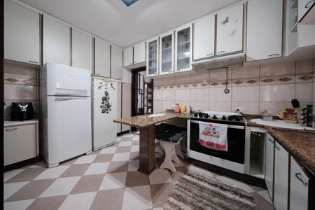 Casa à venda com 192m², 4 quartos e 2 vagasCozinha