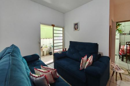 Casa à venda com 300m², 2 quartos e 3 vagasCasa 3 - Sala