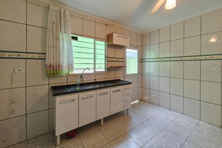 Casa à venda com 300m², 2 quartos e 3 vagasCozinha