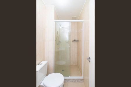 Banheiro  de apartamento para alugar com 1 quarto, 40m² em Floresta, Porto Alegre