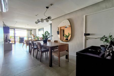 Sala de apartamento para alugar com 4 quartos, 160m² em Barra da Tijuca, Rio de Janeiro