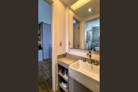 Apartamento para alugar com 160m², 4 quartos e 3 vagasBanheiro da Suíte Canadense 1 e 2