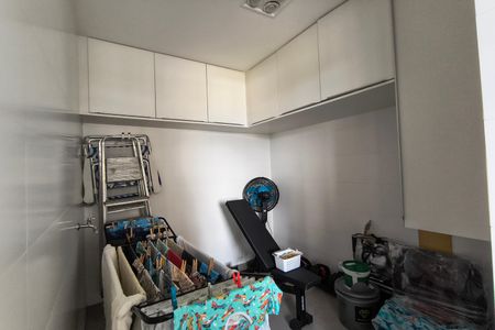 Apartamento para alugar com 160m², 4 quartos e 3 vagasDispensa