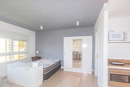 Quarto  de kitnet/studio para alugar com 1 quarto, 42m² em Partenon, Porto Alegre