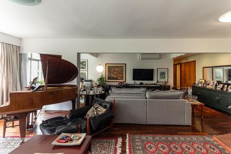 Apartamento à venda com 154m², 2 quartos e 2 vagas Apartamento à venda com 154m², 2 quartos e 2 vagasSala