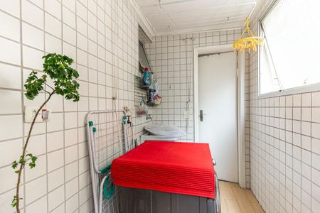 Apartamento à venda com 154m², 2 quartos e 2 vagas Apartamento à venda com 154m², 2 quartos e 2 vagasÁrea de Serviço